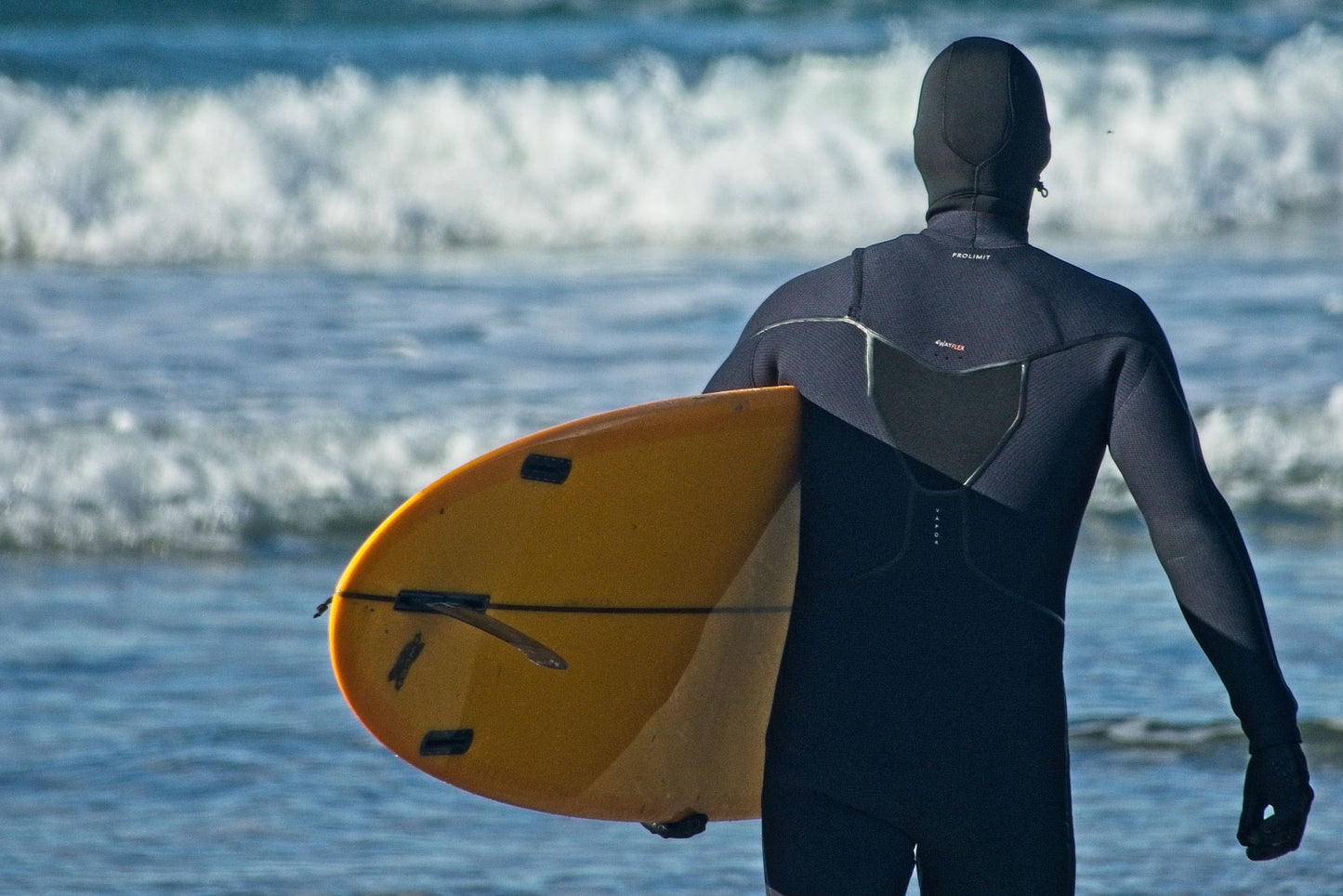 Wetsuit & Accessories Rental